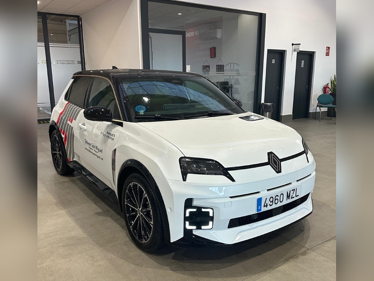 Renault 5 Iconic Cinq 150CV auto foto 2